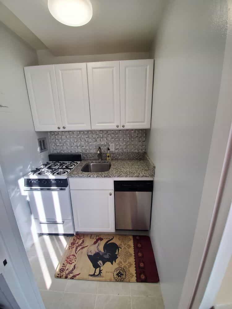 Picture of undefined, number 3