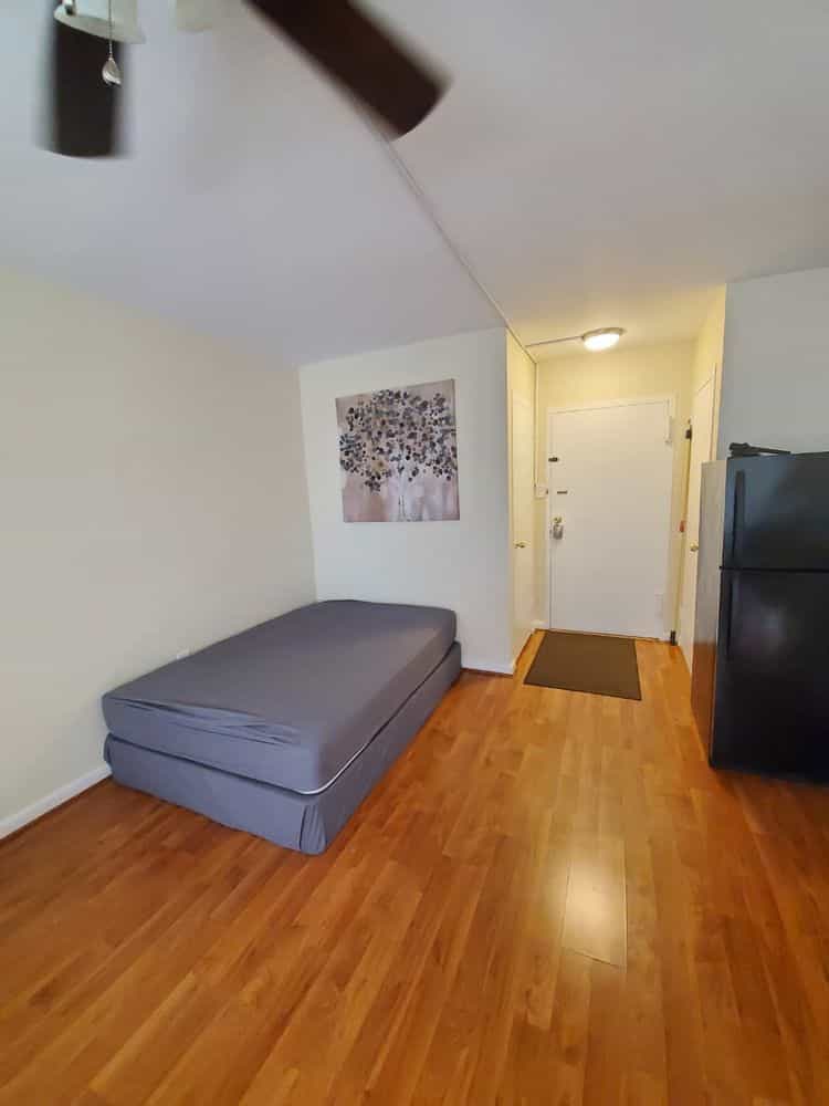Picture of undefined, number 9