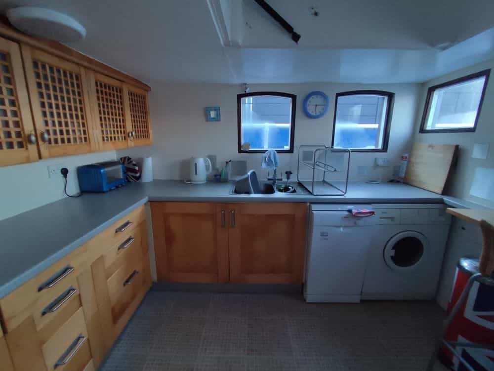 Picture of undefined, number 10