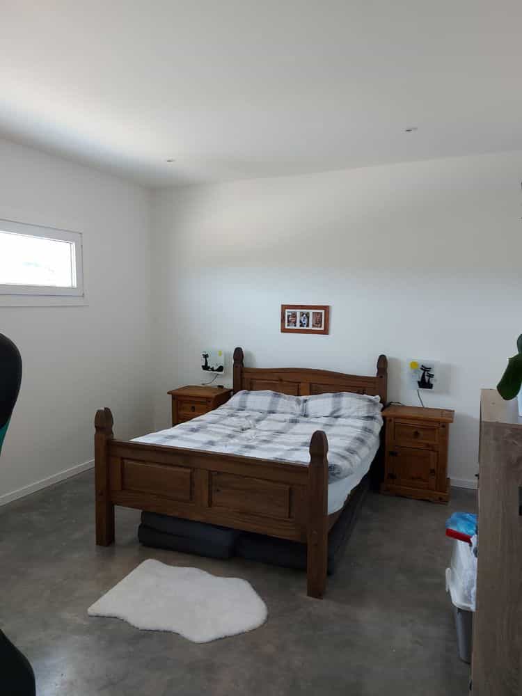 Picture of undefined, number 1