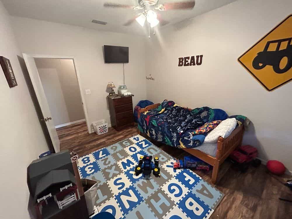 Picture of undefined, number 19