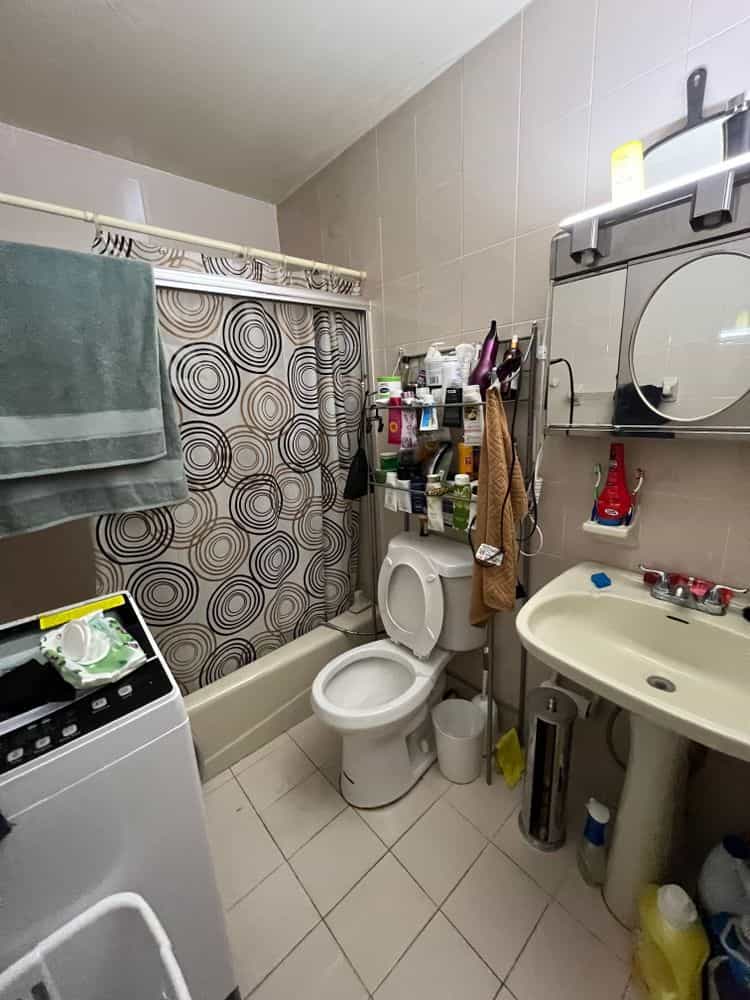 Picture of undefined, number 16