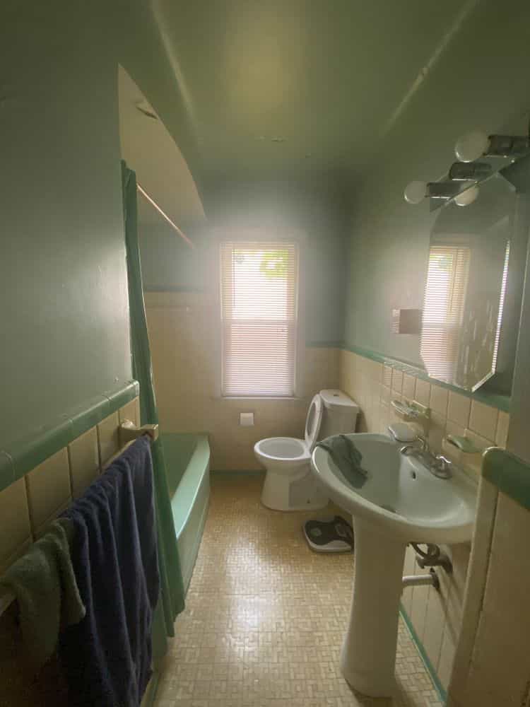 Picture of undefined, number 2