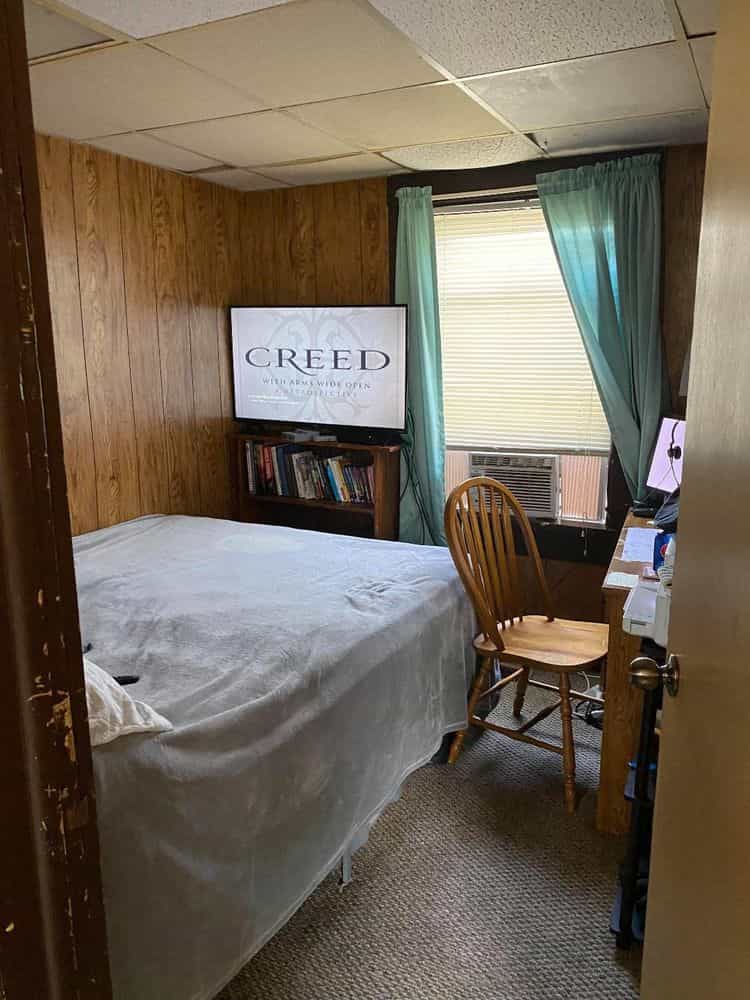 Picture of undefined, number 9