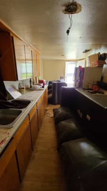 Picture of undefined, number 3