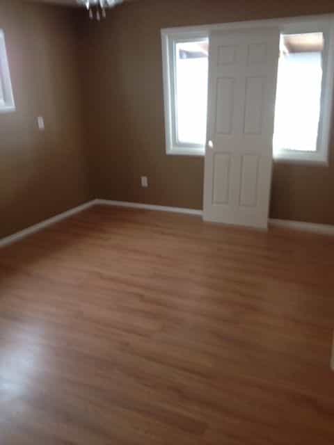 Picture of undefined, number 4