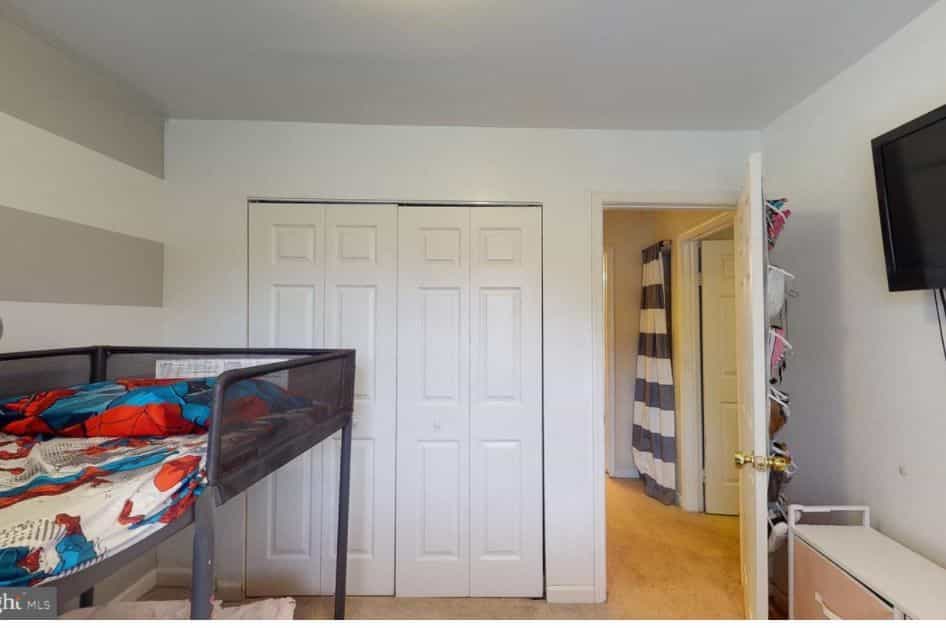 Picture of undefined, number 13