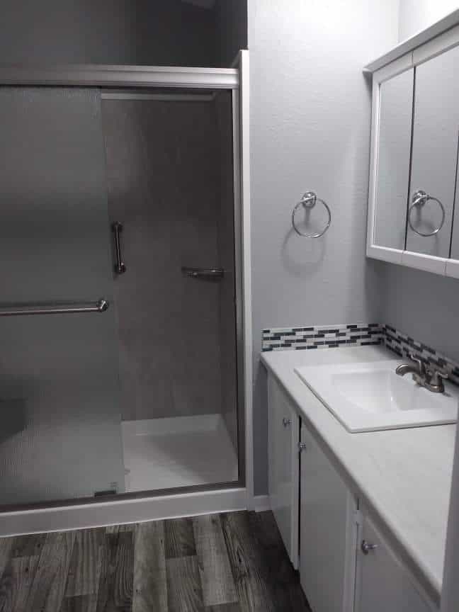 Picture of undefined, number 4